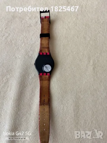 Часовник Swatch, снимка 3 - Дамски - 50322846