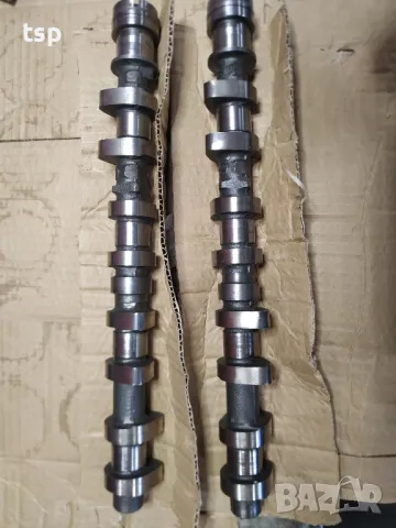 Разпределителни валове от Citroen Saxo VTS 1.6 16v