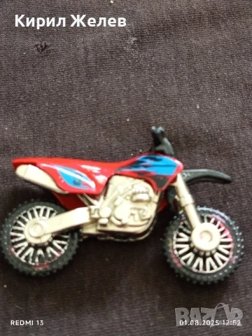 Метален кросов мотор много красив за КОЛЕКЦИЯ ДЕКОРАЦИЯ 31116