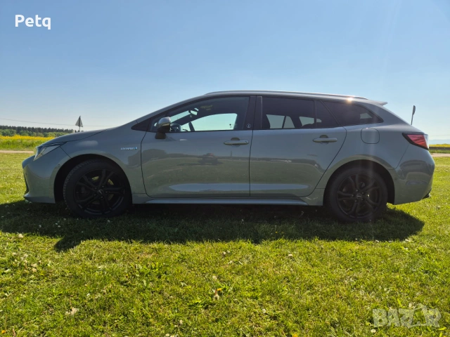  Toyota Corolla Touring Sports XII (E210) 2.0 (180 кс) Hybrid e-CVT, снимка 8 - Автомобили и джипове - 54259415