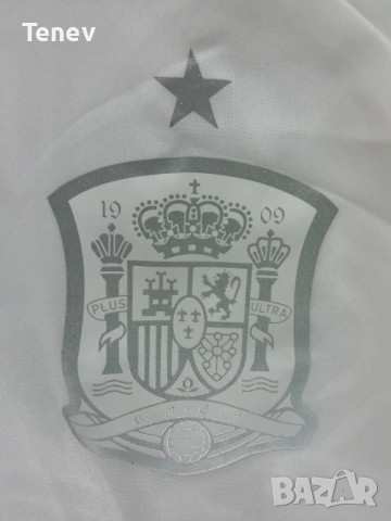 Spain Adidas Sample Uniforia Anthem ново оригинално горнище яке Испания бяло , снимка 5 - Спортни дрехи, екипи - 53059282
