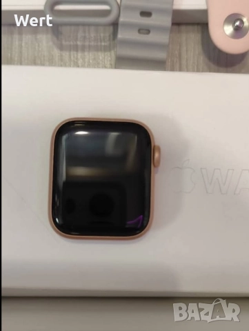 Apple watch 6 99% живот, снимка 2 - Смарт часовници - 52470979