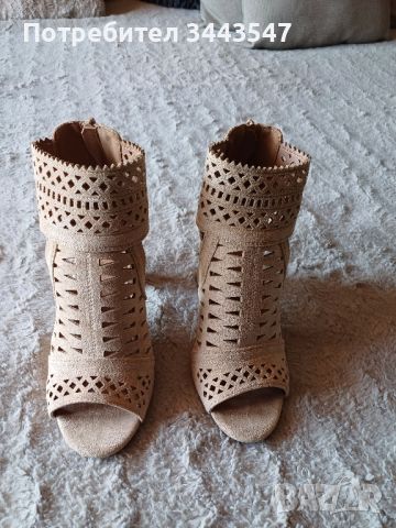 Обувки на ток, снимка 2 - Дамски обувки на ток - 45239157