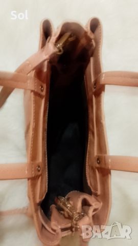 Zara  малка чанта, снимка 3 - Чанти - 46403913