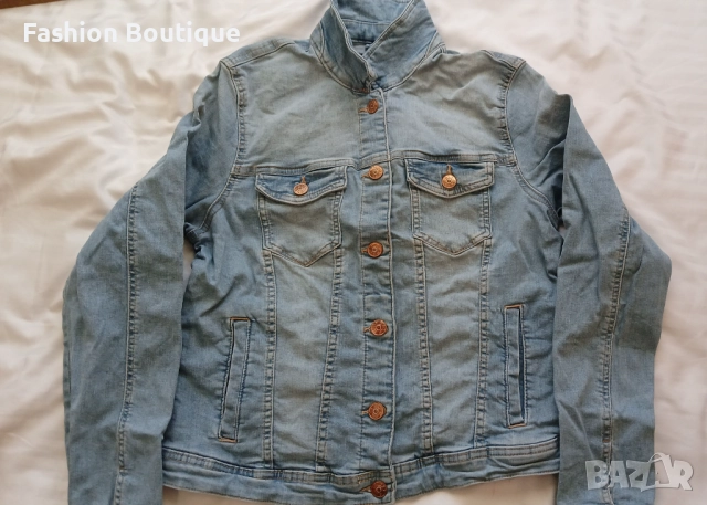 Дамско дънково як, БЕЗ ЗАБЕЛЕЖКИ, размер- М/Л Цена: 30лв, снимка 2 - Якета - 51908232