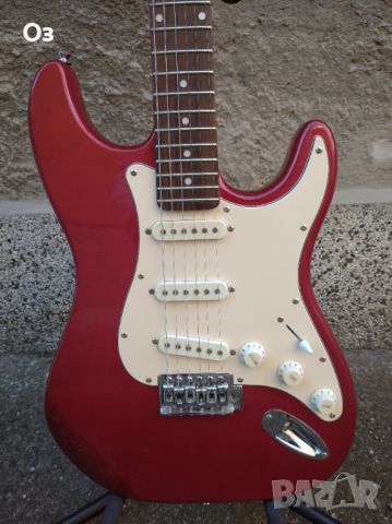 Китара Stratocaster Vision , снимка 3 - Китари - 45798796