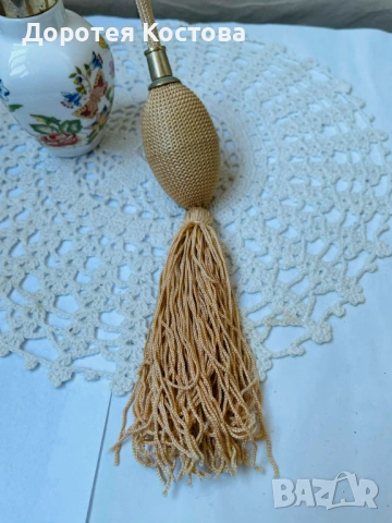 AYNSLEY красиво шише за парфюм от Англия от фин костен порцелан , снимка 3 - Антикварни и старинни предмети - 53881760