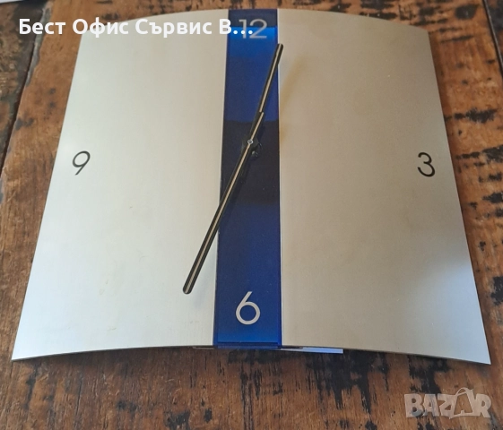 часовник стенен алуминиев сребро със синьо Хенкелс Henkels дизайнерски Германия, снимка 3 - Стенни часовници - 52406167