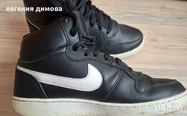 Оригинални маратонки Nike , снимка 4 - Маратонки - 53338897