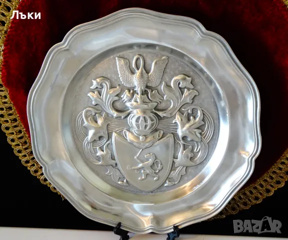 Рицарско пано от калай за семейство,дом,калаена сватба. , снимка 2 - Антикварни и старинни предмети - 49815775