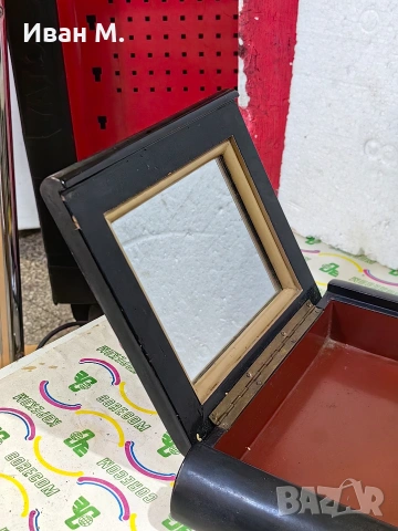 Рисувана стара дървена кутия с огледало за бижута , снимка 8 - Антикварни и старинни предмети - 53678889