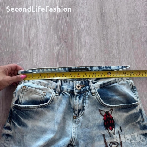 Дамски дънкови къси панталони Madness Nat’l изтъркани размер 25, снимка 6 - Дънки - 52806021