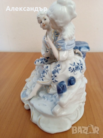 Порцеланова статуетка, снимка 5 - Статуетки - 53973800