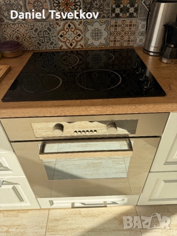 Фурна за вграждане с керамични котлони