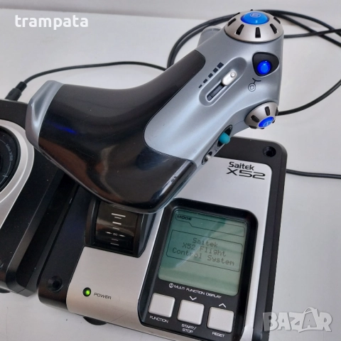 НАЙ ДОБРАТА ОФЕРТА Джойстик Saitek X52 Flight Control System, снимка 3 - Аксесоари - 52674704