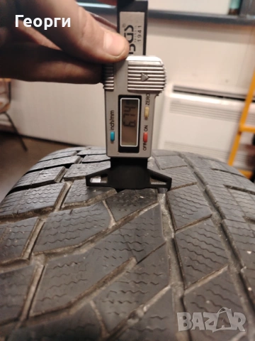 2бр.зимни гуми 235/50/19 Falken, снимка 2 - Гуми и джанти - 53219026