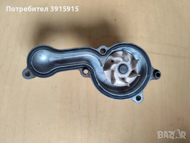 Водна помпа от Honda jazz , снимка 4 - Части - 53730679
