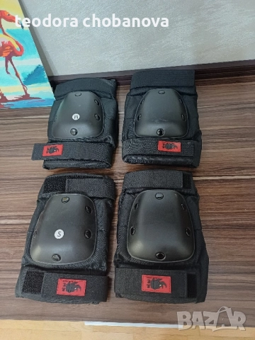 Ръкавици,очила/маска и насочени за ски или сноуборд, снимка 16 - Зимни спортове - 52030594