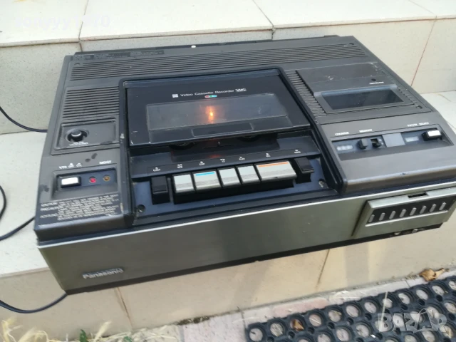 PANASONIC-РЕТРО ВИДЕО ОТ ФРАНЦИЯ 1808250654, снимка 4 - Плейъри, домашно кино, прожектори - 51398668