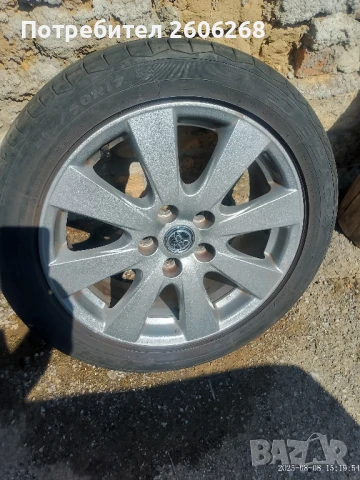 Оригинални Джанти Тойота 17ки, снимка 2 - Гуми и джанти - 51301775