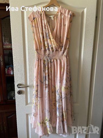 Разкошна нова  лятна елегантна ежедневна рокля нежен флорален принт цветя прасковена праскова H&M hm, снимка 1 - Рокли - 40721588