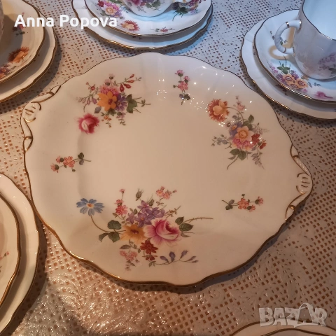 Английски сервиз за чай Royal Crown Derby, снимка 5 - Антикварни и старинни предмети - 53820839