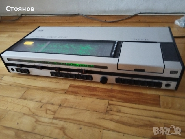 Радио тразистори ITT 4500 HI-FI,ITT 3500 Hi-Fi, GRUNDIG Music 60,GS 7000,240 , снимка 2 - Радиокасетофони, транзистори - 31215121