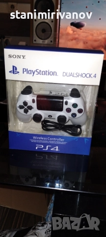 SONY Playstation controller 4, снимка 2 - Джойстици и геймпадове - 52387416