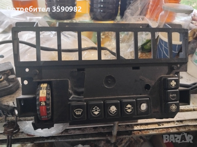 Части за мерцедес 124 седан 1993 год.+навигация за VW, снимка 18 - Части - 52660517