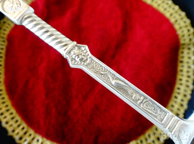 Лъжица от калай с фигури на съпрузи за калаена сватба. , снимка 4 - Антикварни и старинни предмети - 53965503