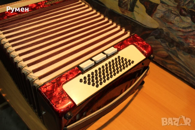 Акордеон „Weltmeister“ - 80 баса, снимка 2 - Акордеони - 53512868