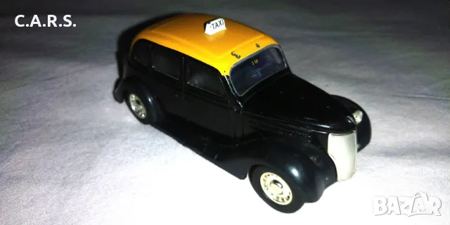 Amercom Ford V8 1950 Montevideo Taxi - Мащаб 1:43, снимка 5 - Колекции - 49421862