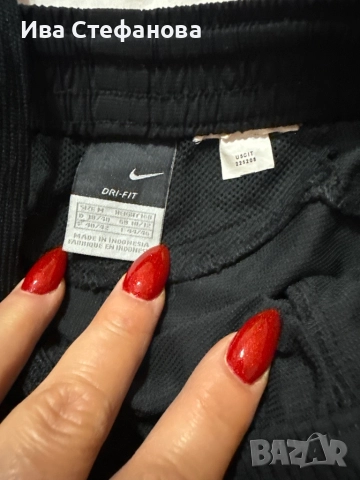 Нов спортен 100% оригинален мъжки черен панталон долнище Nike nike Найк , размер  М, снимка 4 - Спортни дрехи, екипи - 52534071