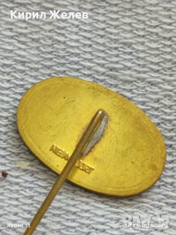 Пет значки стари редки CLARKS,CVV,HEME PRO за КОЛЕКЦИЯ ДЕКОРАЦИЯ 24950, снимка 7 - Колекции - 50848172