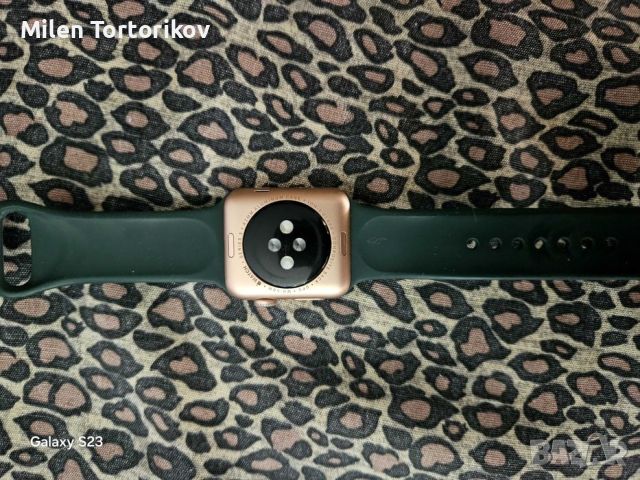 Apple Watch Series 3 42 mm Rose Gold, снимка 2 - Смарт гривни - 46473044