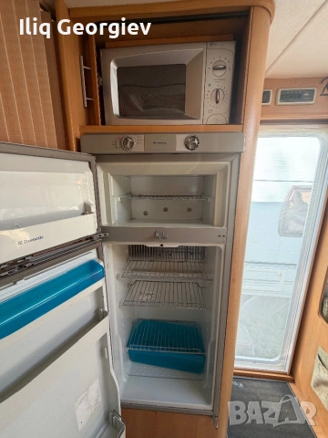 Каравана Swift Conqueror-Френска Спалня/ТЕНТА/СОЛАР/MOVER/Душ кабина/КАТО НОВА, снимка 8 - Каравани и кемпери - 54142112