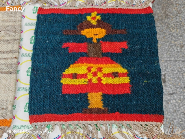 Ръчно тъкани винтидж килимчета 26/26 см, снимка 4 - Декорация за дома - 53477113