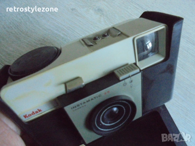 № 8430 ретро / винтидж фотоапарат - Kodak Instamatic 25   , снимка 4 - Други ценни предмети - 53049346
