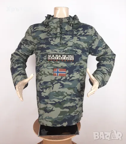 РЕЗЕРВИРАНО Napapijri Rainforest Camo - Оригинално мъжко яке / анорак р-р L, снимка 2 - Якета - 49303883