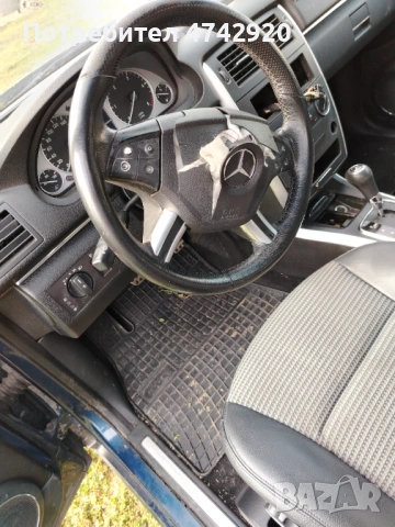 Мерцедес В класа на части , снимка 5 - Части - 53540099