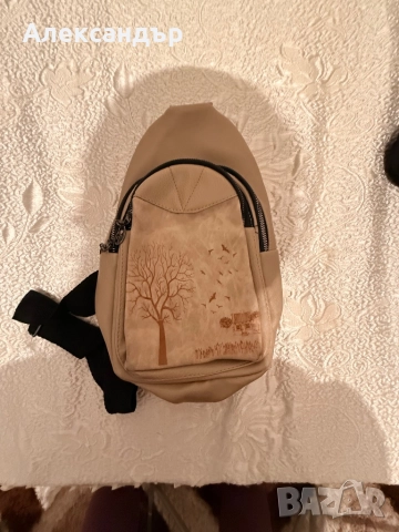 Дамска чанта тип раница, снимка 10 - Раници - 52445911