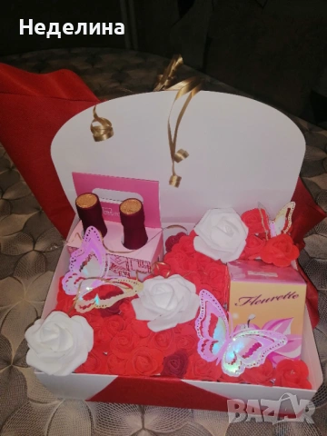 Цветя и вино в кутия 