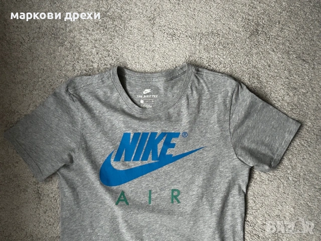 Nike Men's Sportswear Air Logo T-Shirt Dark Grey Heather/Blue S, снимка 4 - Тениски - 53062232