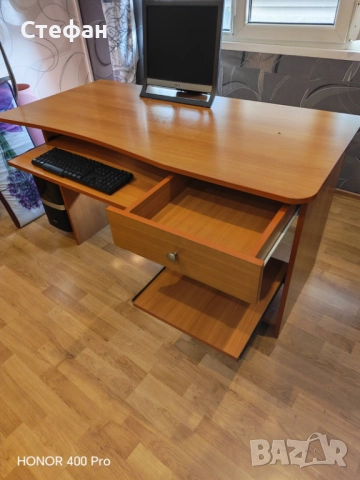 Бюро за настолен компютър , снимка 2 - Бюра - 52913292