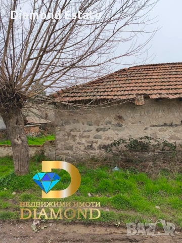 Двуетажна къща в село Езерово, обл. Пловдив, снимка 9 - Къщи - 54112127