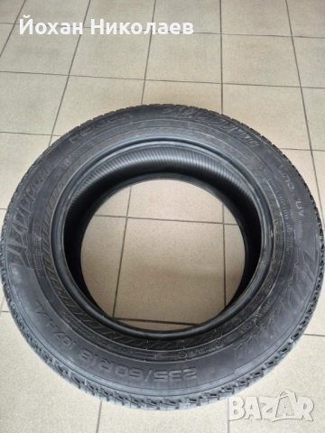 Запазени летни гуми Nokian 235/60/R18, снимка 2 - Гуми и джанти - 53632625