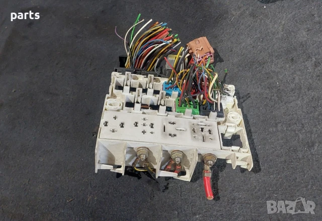 Бушонна Кутия Ауди A3 8L N:944 (2) - VW Голф 4, снимка 2 - Части - 51412251