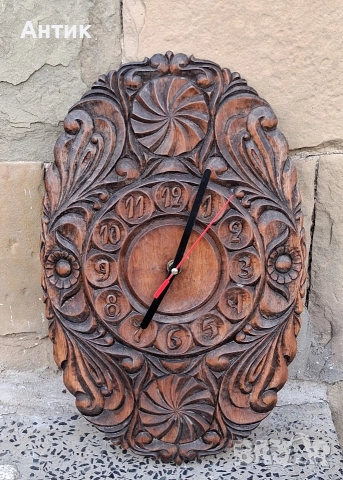 Много Красив Антикварен Стенен Часовник Дърворезба от Соца, снимка 2 - Антикварни и старинни предмети - 52708367