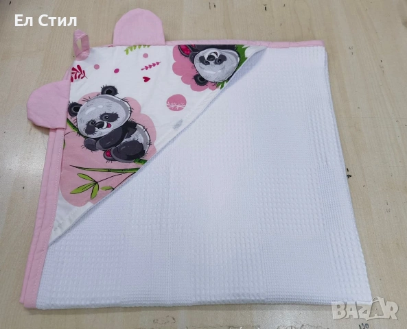 Бебешка хавлиена кърпа за баня от памучно пике. Размер 90х90 Цена 9.50€