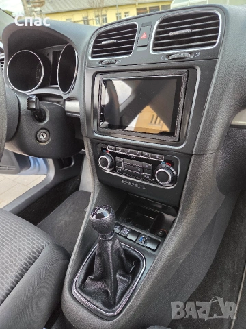 Volkswagen Golf 6 1.6 Газ/Бензин !!!, снимка 9 - Автомобили и джипове - 54178355
